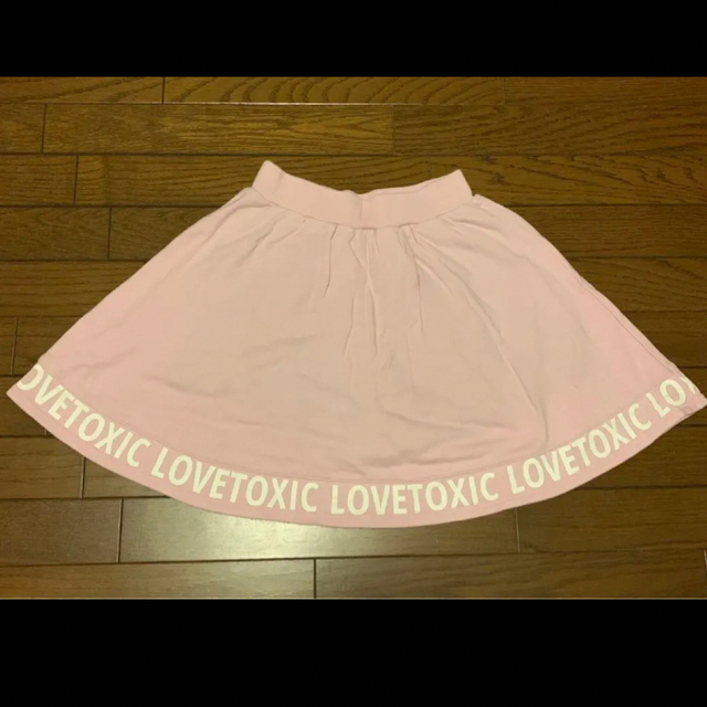 lovetoxic(ラブトキシック)のラブトキシック×チャンピオン　コラボスカート　160 キッズ/ベビー/マタニティのキッズ服女の子用(90cm~)(スカート)の商品写真