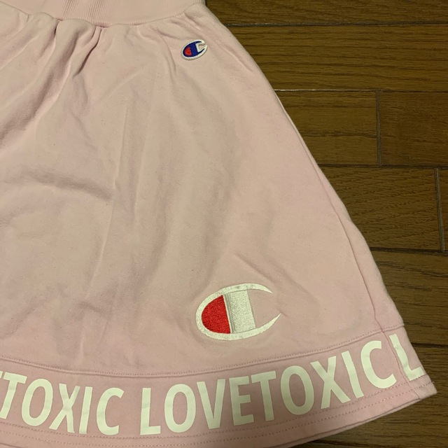 lovetoxic(ラブトキシック)のラブトキシック×チャンピオン　コラボスカート　160 キッズ/ベビー/マタニティのキッズ服女の子用(90cm~)(スカート)の商品写真