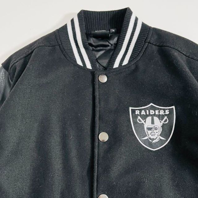 NFL】RAIDERSレイダース刺繍ブラックスタジャン 古着アメフト NFL】RAIDERSレイダース刺繍ブラックスタジャン 古着アメフト