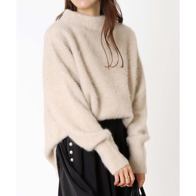 Jines フォックスカシミヤハイネックバックスリットニット | www