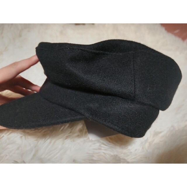 COMME CA ISM(コムサイズム)のコムサ キャップ 帽子 キャスケット  黒 ブラック 秋冬 レディースの帽子(キャスケット)の商品写真