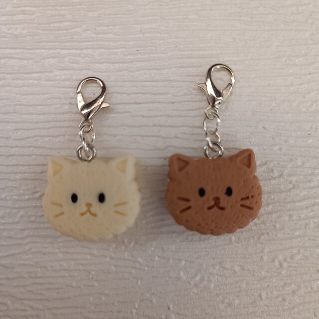 マスクチャーム ネコ☆82☆ 猫ファスナーチャーム　同梱200円引き☆ ハンドメイドのアクセサリー(チャーム)の商品写真