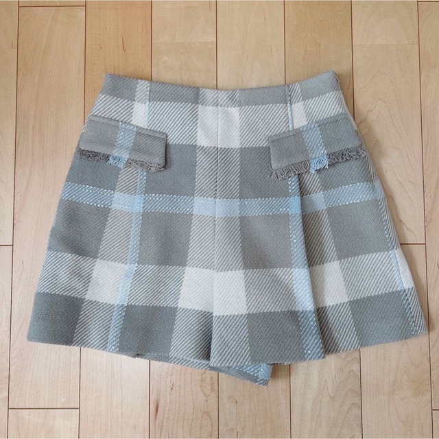 【新品.試着のみ】 ブルーレーベルクレストブリッジ チェック