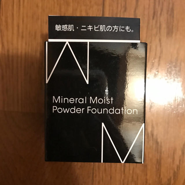 MiMC(エムアイエムシー)のMiMC ミネラルモイストパウダーファンデーション（102 Neutral） コスメ/美容のベースメイク/化粧品(ファンデーション)の商品写真