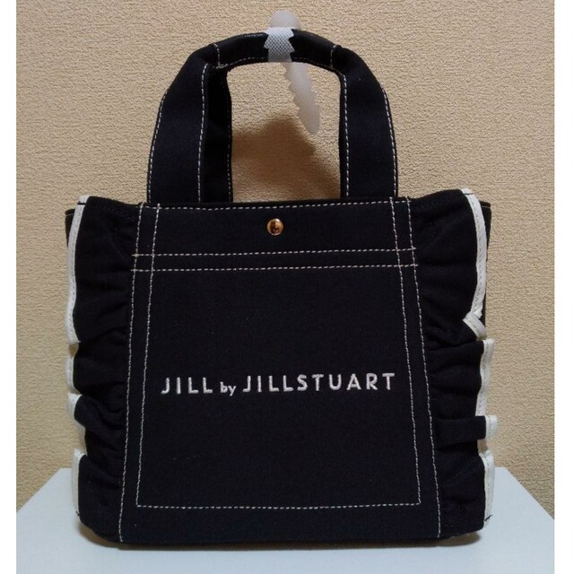 JILL by JILLSTUART(ジルバイジルスチュアート)の【新品】ジルバイジルスチュアート フリルトートバッグ(小)  ブラック レディースのバッグ(トートバッグ)の商品写真