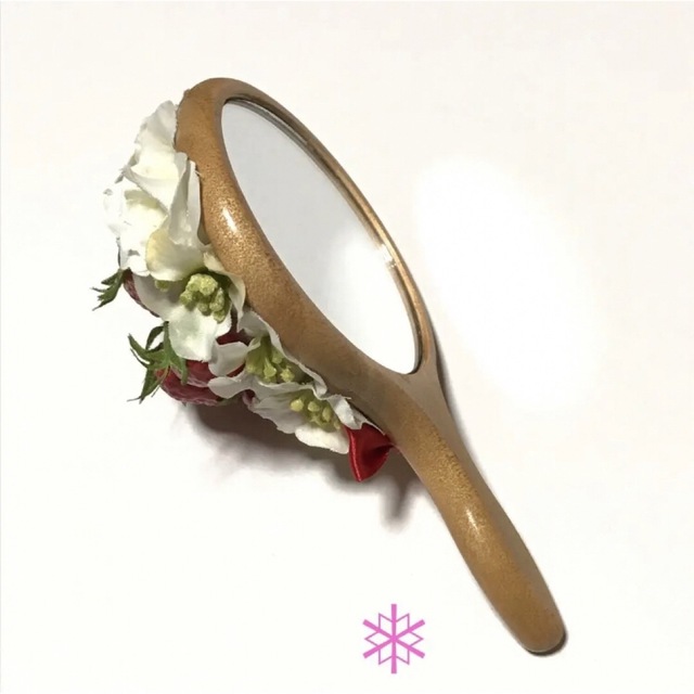 いちご 苺 花 デコ ミラー 鏡 立体 女優ミラー 木 手鏡 レディースのファッション小物(ミラー)の商品写真