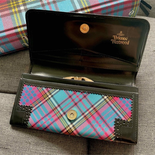 Vivienne Westwood  長財布　ブルー　レザー　未使用品