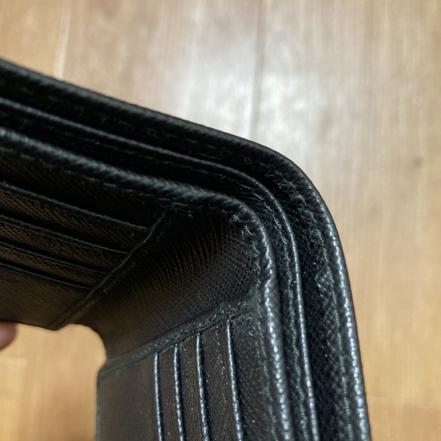 超美品】PRADA(プラダ)二つ折り財布 超美品】PRADA(プラダ)二つ折り財布