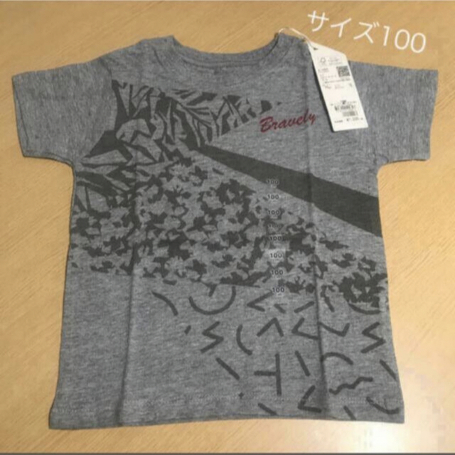 ikka(イッカ)のサイズ100  Tシャツ キッズ/ベビー/マタニティのキッズ服男の子用(90cm~)(Tシャツ/カットソー)の商品写真