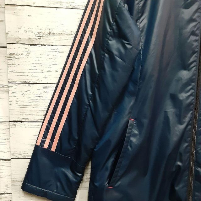 adidas(アディダス)中綿ベンチコート