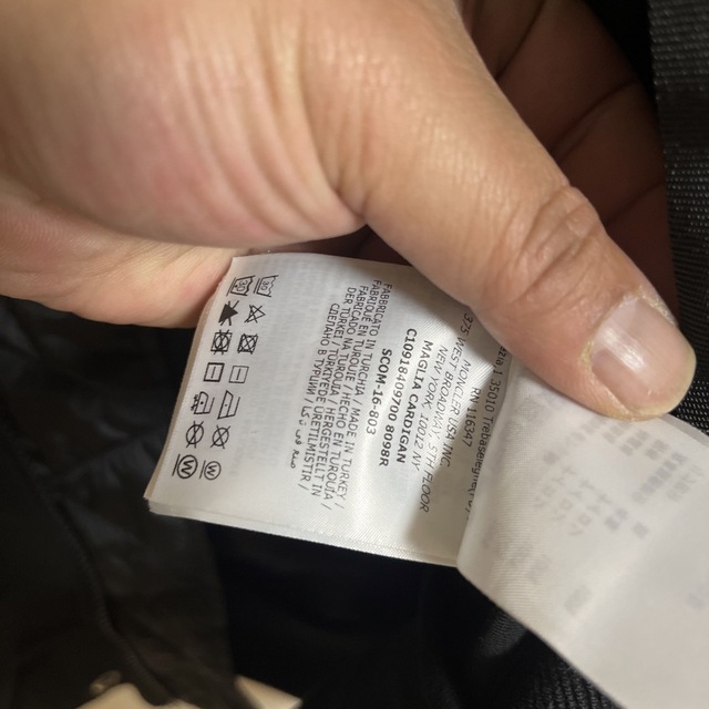 MONCLER(モンクレール)のモンクレール　ボンバー　ma1 ジャパンタグ有り　ブラック　ブラックワッペン メンズのジャケット/アウター(フライトジャケット)の商品写真