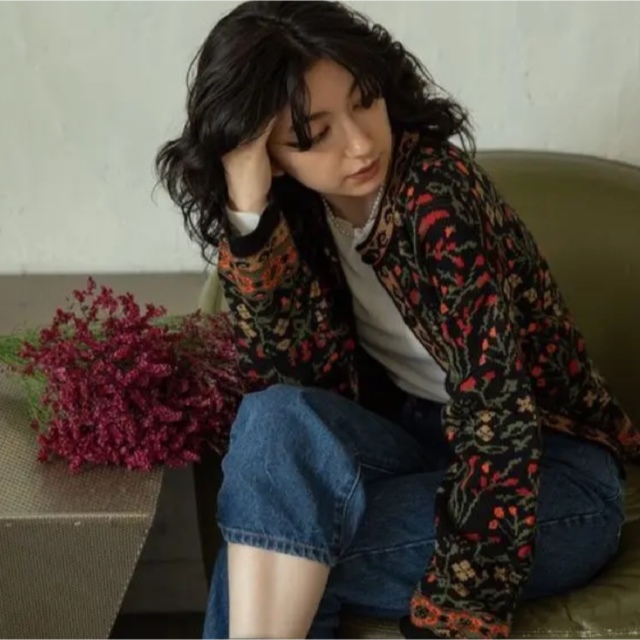 JEANASIS - el 12G Retro Flower Cardigan 花柄 カーディガンの JEANASIS - el 12G Retro Flower Cardigan 花柄 カーディガンの