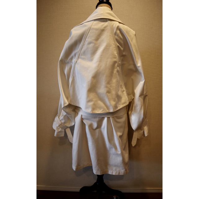 MM6(エムエムシックス)のマルジェラ　トレンチコート　オーバーサイズ　マリン　ロングコート　MM6 美品 レディースのジャケット/アウター(トレンチコート)の商品写真