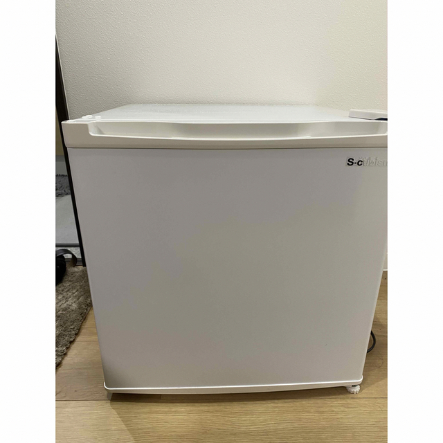 新しいコレクション 新品 46L 1ドア冷蔵庫 S-cubism R-46WH