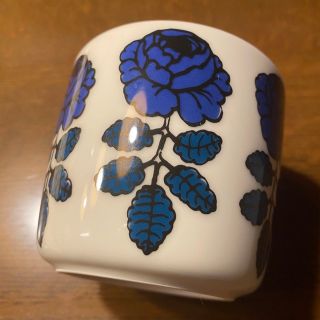 マリメッコ(marimekko)の新品　ヴィヒキルース　マリメッコ  ラテマグ 青　ブルー(グラス/カップ)