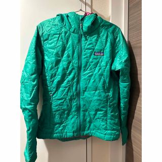 パタゴニア(patagonia)のパタゴニア　防水パーカー　Ｓ(登山用品)