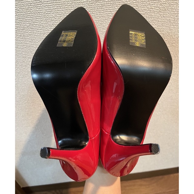 PLEASER(プリーザー)のプリーザー 赤 エナメルハイヒール レディースの靴/シューズ(ハイヒール/パンプス)の商品写真