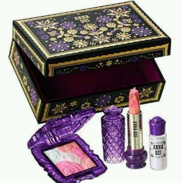 Anna Sui アナスイ クリスマスコフレ 15の通販 By ふゆ S Shop アナスイならラクマ Anna Sui アナスイ クリスマスコフレ 15の通販 By ふゆ S Shop アナスイならラクマ
