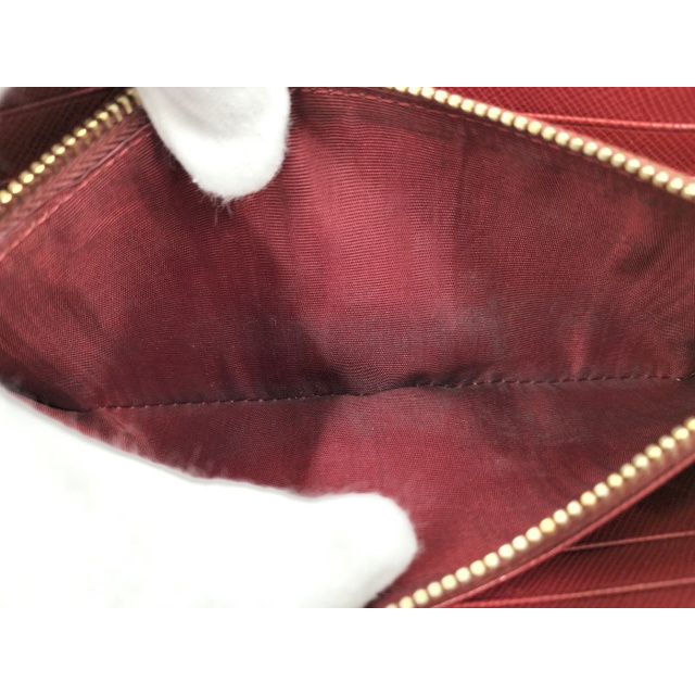 PRADA(プラダ)のPRADA ラウンドファスナー長財布 サフィアーノレザー レッド レディースのファッション小物(財布)の商品写真