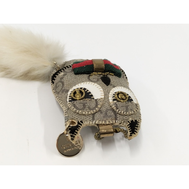 GUCCI - GUCCI キーホルダー シェリー 猫 レザー ベージュの通販 GUCCI - GUCCI キーホルダー シェリー 猫 レザー ベージュの通販