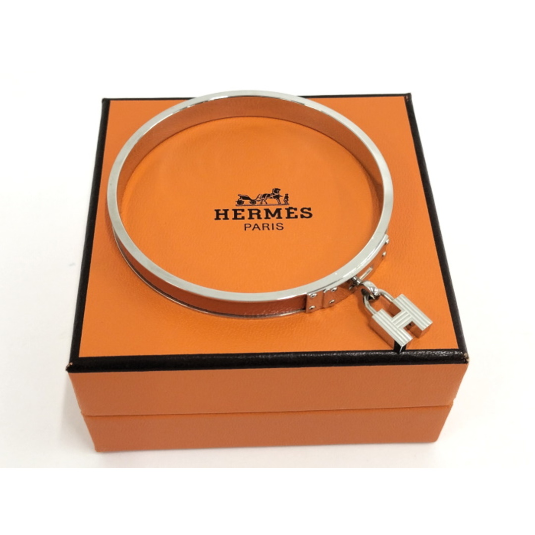 Hermes(エルメス)のHERMES ケリーブレスレット バングル Hロゴ メッキ オレンジ シルバー レディースのアクセサリー(ブレスレット/バングル)の商品写真