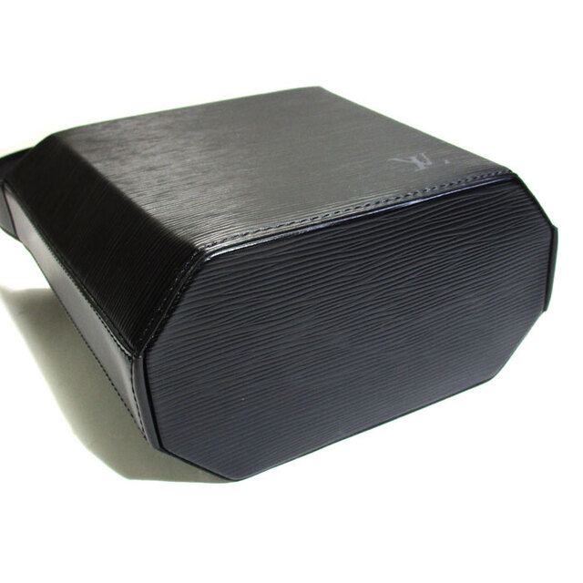 LOUIS VUITTON サックソウ ワンショルダーバッグ エピ ノワール 黒