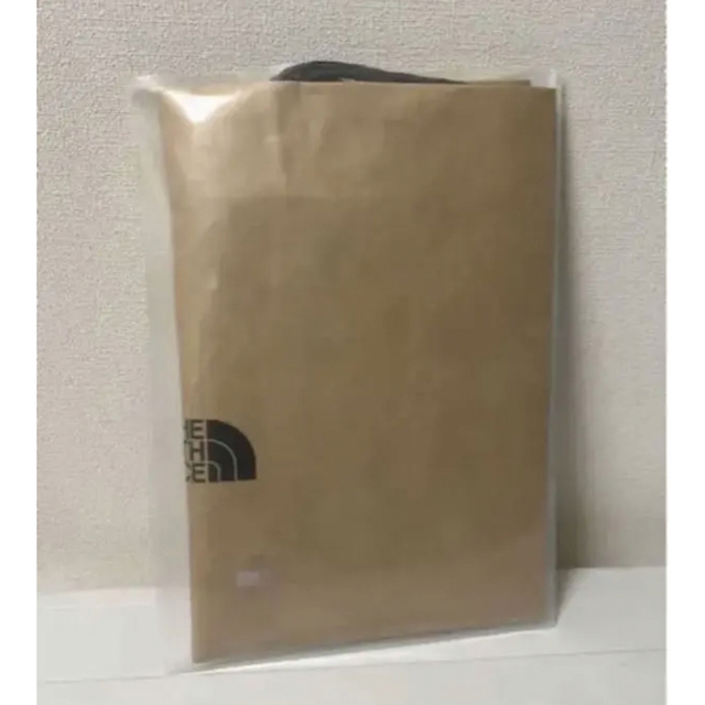 THE NORTH FACE(ザノースフェイス)のショップ袋 紙袋 ノースフェイス ショッパー Mサイズ レディースのバッグ(ショップ袋)の商品写真