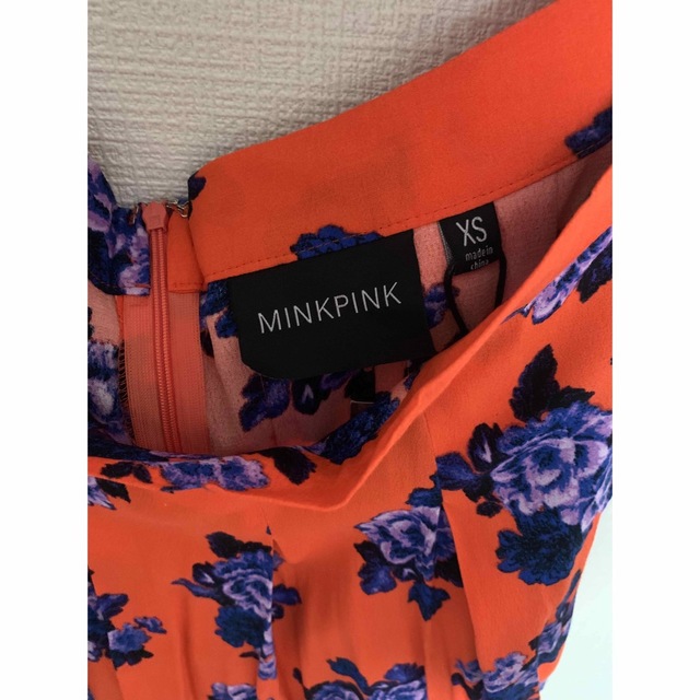 MINKPINK(ミンクピンク)の【お値下げ中】MINKPINK スカート タグ付き未使用 レディースのスカート(ミニスカート)の商品写真