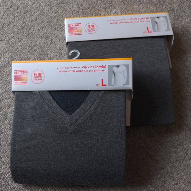 UNIQLO(ユニクロ)の極暖　ヒートテック　メンズ　Ｌ メンズのトップス(Tシャツ/カットソー(七分/長袖))の商品写真