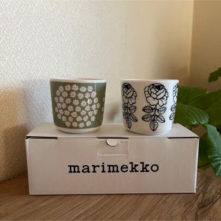 マリメッコ(marimekko)のマリメッコ ラテマグ 2個セット ヴィヒキルース　プケッティ　グリーン(グラス/カップ)