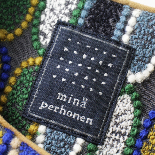 極美品 新作 完売品 2022AW mina perhonen ミナペルホネン tarte コート 40/グレー 刺繍 タルト【2400013139601】 極美品 新作 完売品 2022AW mina perhonen ミナペルホネン tarte コート 40/グレー 刺繍 タルト【2400013139601】