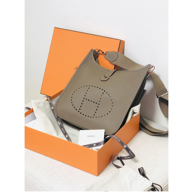 期間限定30%OFF! ☆ドイツママ☆極美品✴︎HERMES - Hermes エヴリン