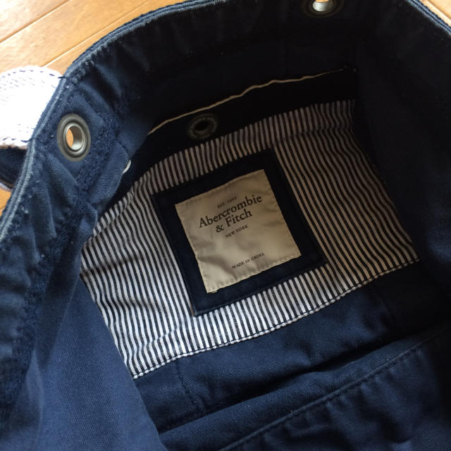 Abercrombie&Fitch(アバクロンビーアンドフィッチ)のAbercrombie & Fitch トートバッグ アバクロ 米国購入 メンズのバッグ(トートバッグ)の商品写真