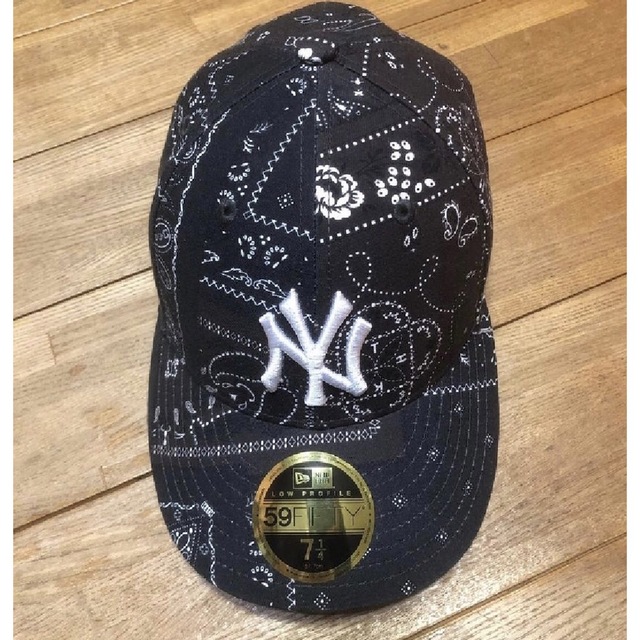 KITH(キス)のKITH × NEW ERA Yankees Bandana CAP ブラック メンズの帽子(キャップ)の商品写真