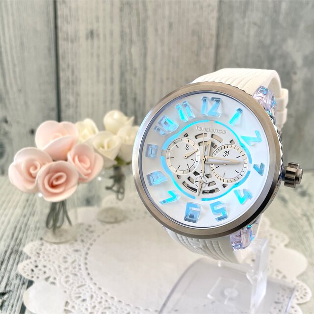Tendence(テンデンス)の【希少】Tendence テンデンス 腕時計 FLASH フラッシュ ホワイト メンズの時計(腕時計(アナログ))の商品写真