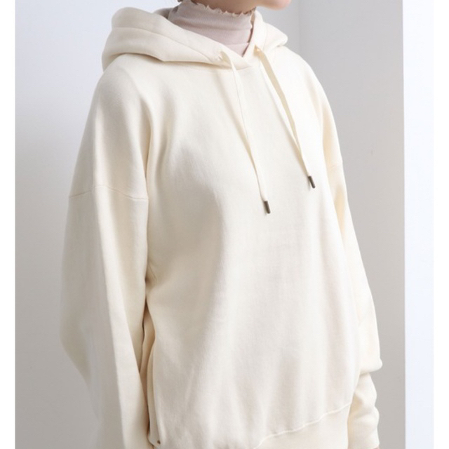bulle de savon(ビュルデサボン)の14G smooth large hoodie ニットパーカー メンズのトップス(パーカー)の商品写真