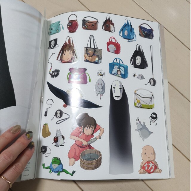 LOEWE(ロエベ)のロエベ 冊子 カタログ エンタメ/ホビーの雑誌(ファッション)の商品写真