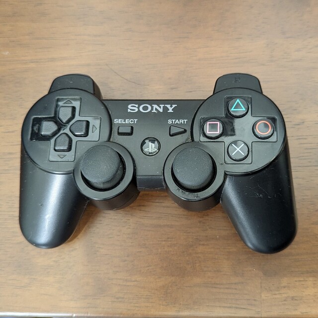 PlayStation3(プレイステーション3)のプレイステーション３　初期型 エンタメ/ホビーのゲームソフト/ゲーム機本体(家庭用ゲーム機本体)の商品写真