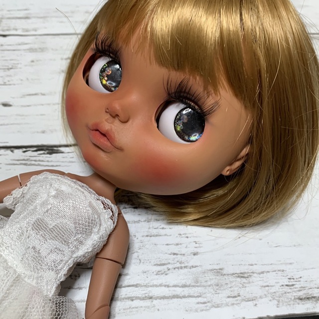 特別プライス カスタムドール✻男の子ボディーの女の子✻黒肌ちゃん