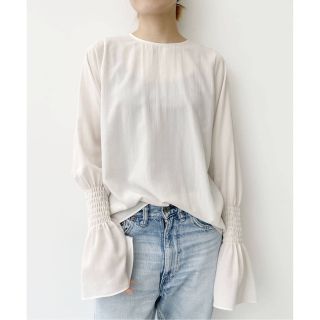 アパルトモンドゥーズィエムクラス(L'Appartement DEUXIEME CLASSE)のL'Appartement Shirring Blouse シャーリングブラウス(シャツ/ブラウス(長袖/七分))