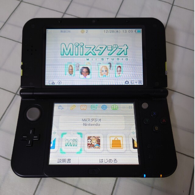 Newニンテンドー3DS LL ライム×ブラック 3