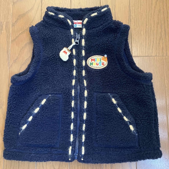 mikihouse(ミキハウス)のMIKIHOUSE ベスト 90サイズ キッズ/ベビー/マタニティのキッズ服男の子用(90cm~)(ジャケット/上着)の商品写真