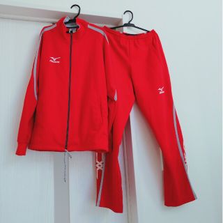 MIZUNO(ジャージ ・ レッド/赤色系)のフリマアイテム一覧 MIZUNO(ジャージ ・ レッド/赤色系)のフリマアイテム一覧