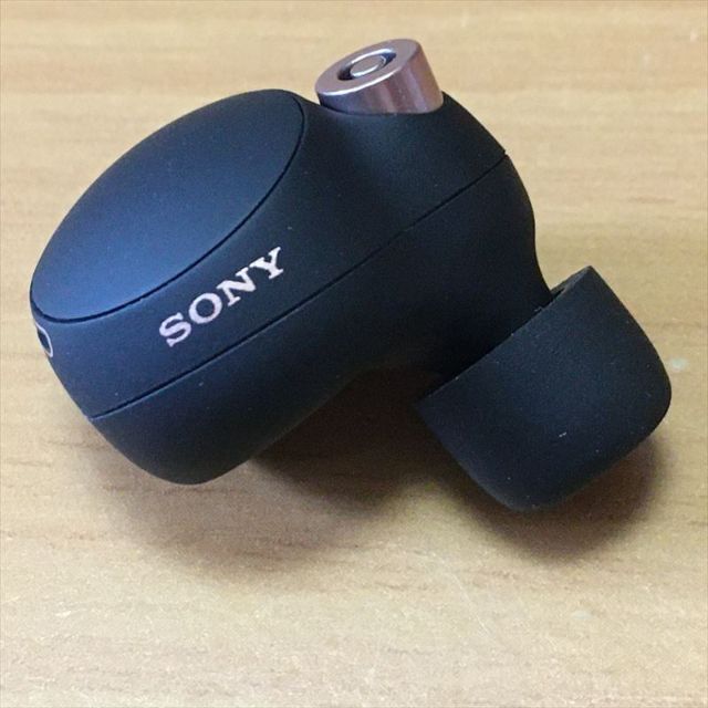 SONY(ソニー)の純正品 ソニー純正 WF-1000XM4 ブラック イヤホン 左側(L) スマホ/家電/カメラのオーディオ機器(ヘッドフォン/イヤフォン)の商品写真