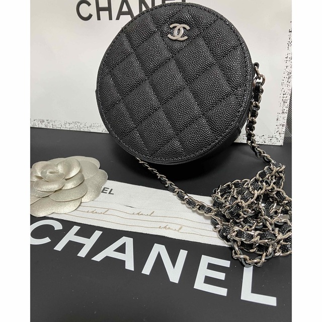 CHANEL(シャネル)の専用♡新品同様♡シャネル チェーンショルダー バッグ クラッチ バッグ 正規品 レディースのバッグ(ショルダーバッグ)の商品写真