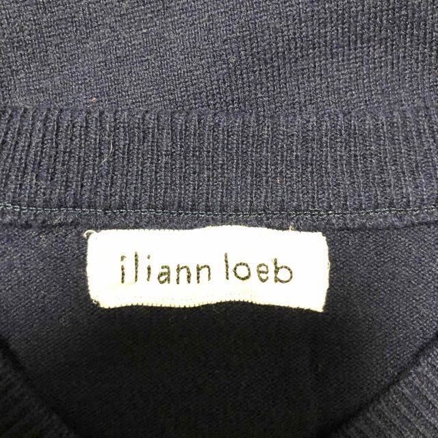 iliann loeb(イリアンローヴ)のiliann loebのVネックドロップショルダーニット レディースのトップス(ニット/セーター)の商品写真