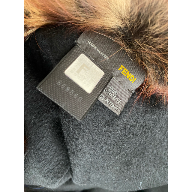 FENDI カシミヤ100 リアルファー 大判ストール | myglobaltax.com