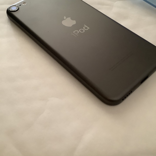 iPod touch(アイポッドタッチ)のiPod touch第7世代　32GB スペースグレー　中古美品 スマホ/家電/カメラのオーディオ機器(ポータブルプレーヤー)の商品写真