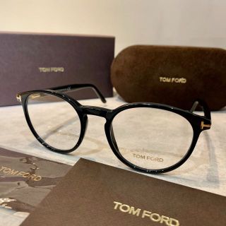 トムフォード　TOM FORD TF5524-F 001 メガネフレーム