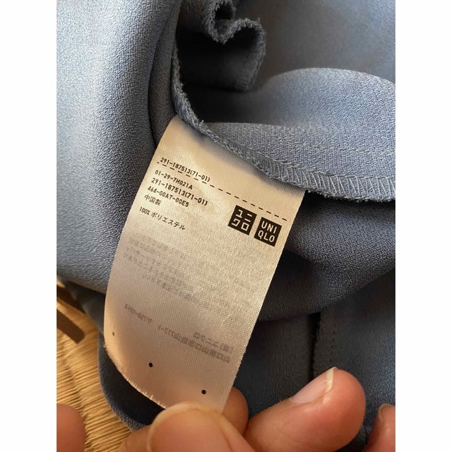 UNIQLO(ユニクロ)のユニクロ　ワンピース　青　ブルー　ポケットあり　M レディースのワンピース(ひざ丈ワンピース)の商品写真